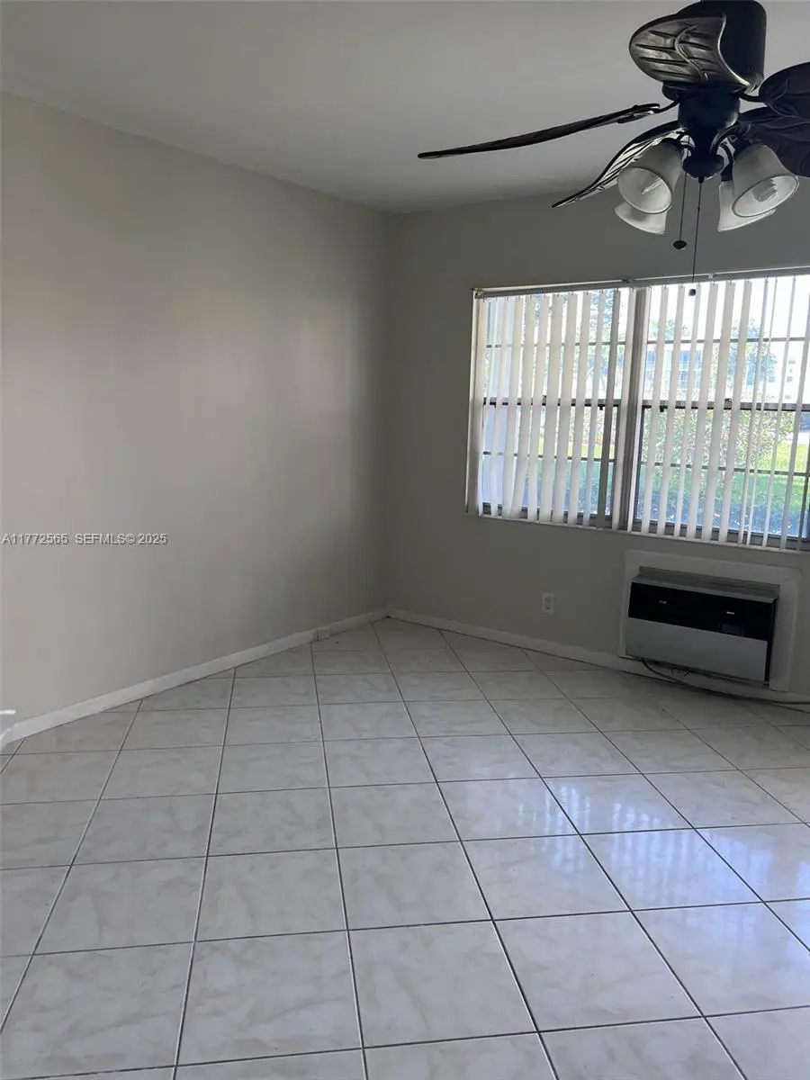 90 Fanshaw C 90 #90, Boca Raton, FL 33434 - #2