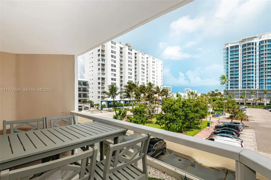 6423 Collins Avenue #309, Miami Beach, FL 33141 - #3