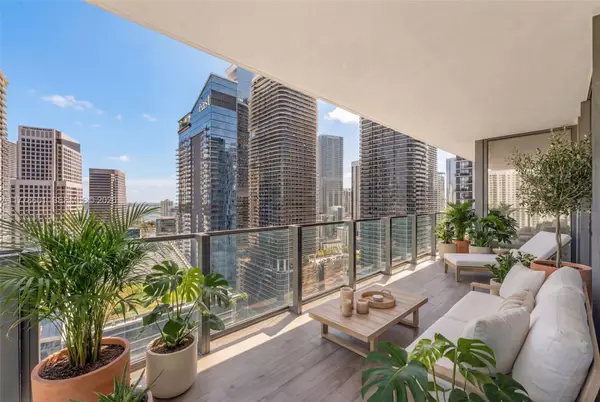 88 SW 7th Street #2411, Miami, FL 33130