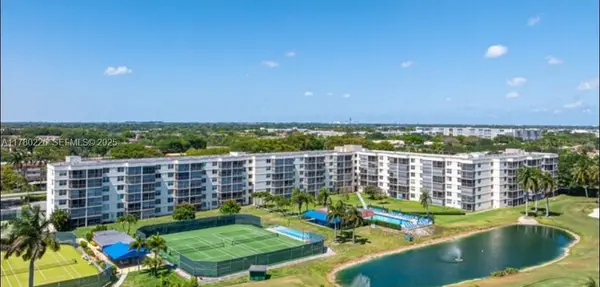 691 S Hollybrook Drive #104, Pembroke Pines, FL 33025