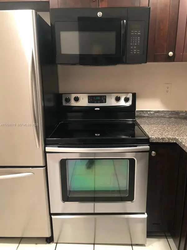 494 NW 165th St Road #C102, Miami, FL 33169