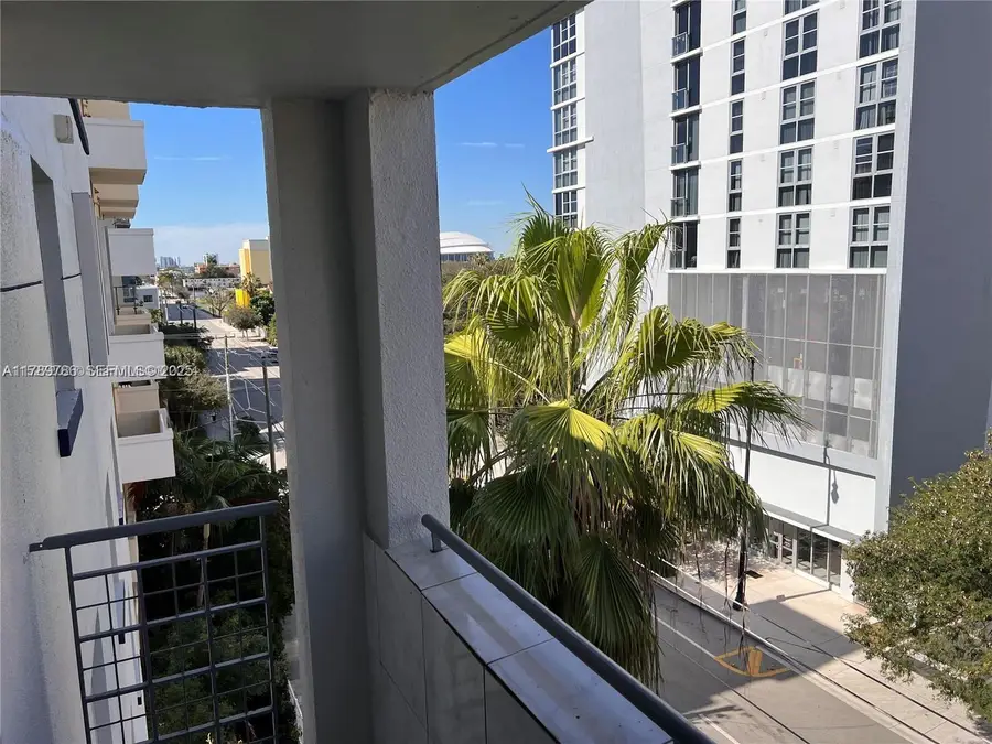546 SW 1st Street #611, Miami, FL 33130 - #2
