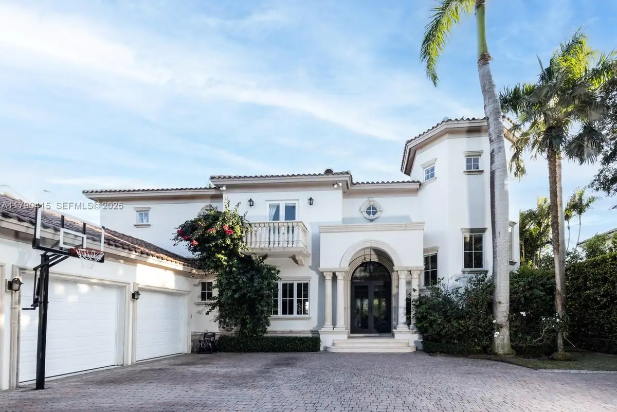 Address Withheld By Seller, Coral Gables, FL 33143 - #1