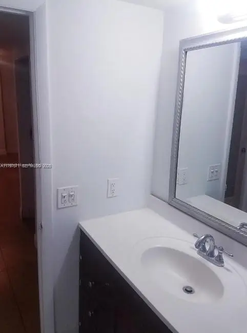 15600 NW 7th Avenue #319, Miami, FL 33169