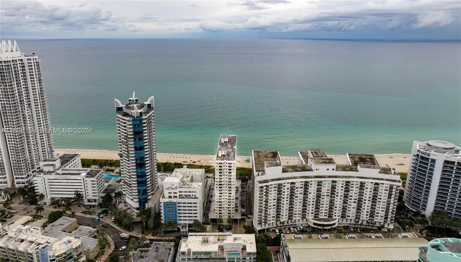 6061 Collins Avenue #7D, Miami Beach, FL 33140 - #3