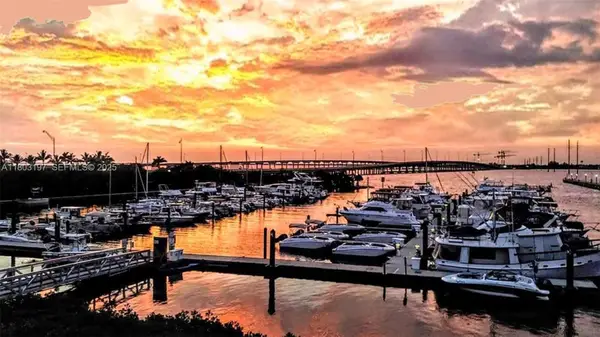 5 Deck Court, Port Charlotte, FL 