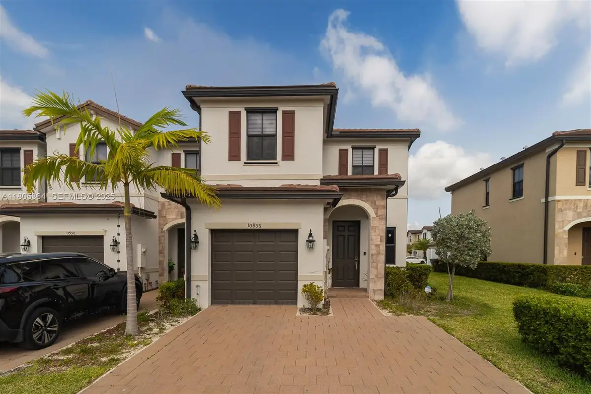 10966 W 33rd Way, Hialeah, FL 33018 - #1