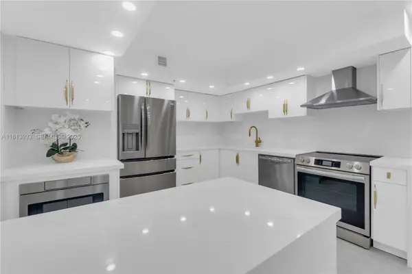 1201 S Ocean Drive #507S, Hollywood, FL 33019