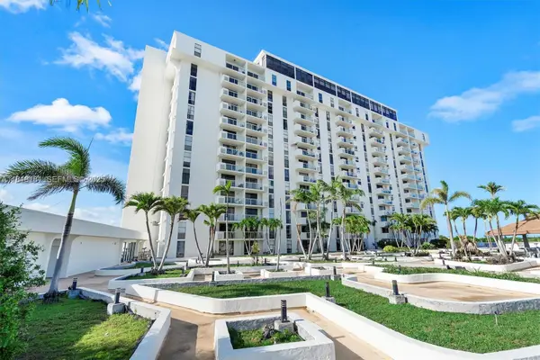 13499 Biscayne Boulevard #602, North Miami, FL 33181