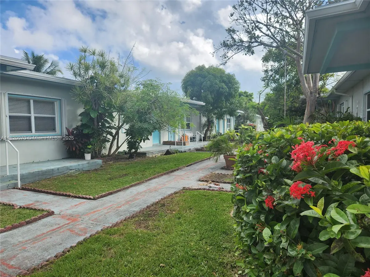 1239 Marseille Drive #4, Miami Beach, FL 33141 - #1