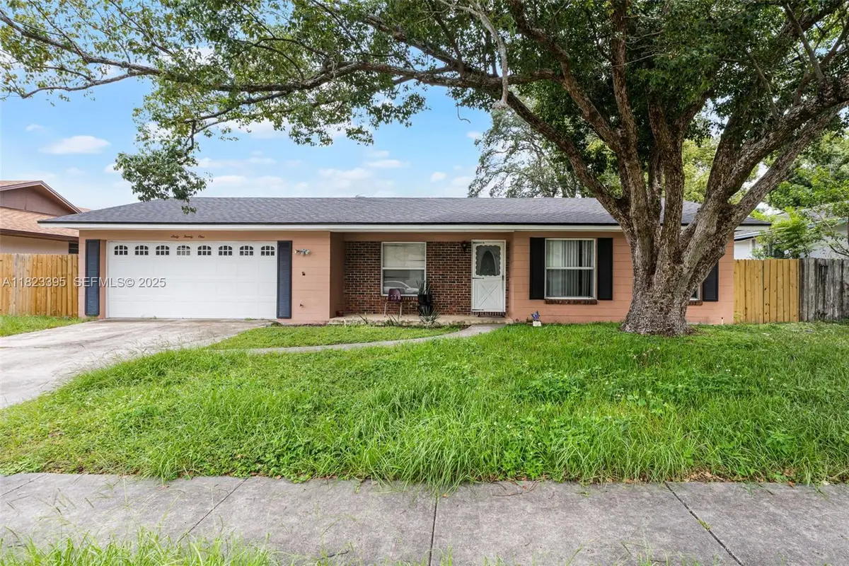 6021 Wedgewood Circle, Orlando, FL 32808 - #1
