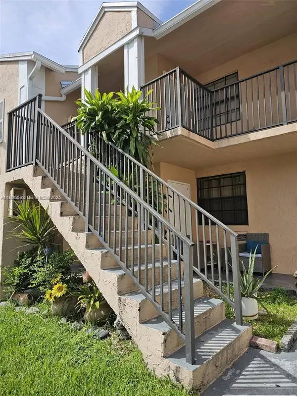 1002 Adams Avenue #1002E, Homestead, FL 33034