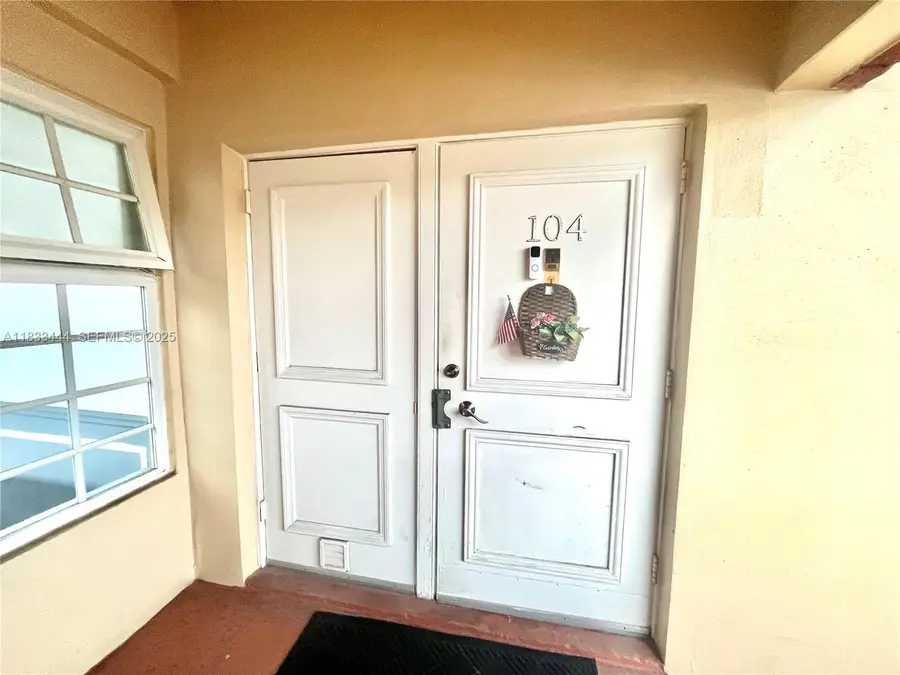 2841 NE 33rd Court #104, Fort Lauderdale, FL 33306 - #3