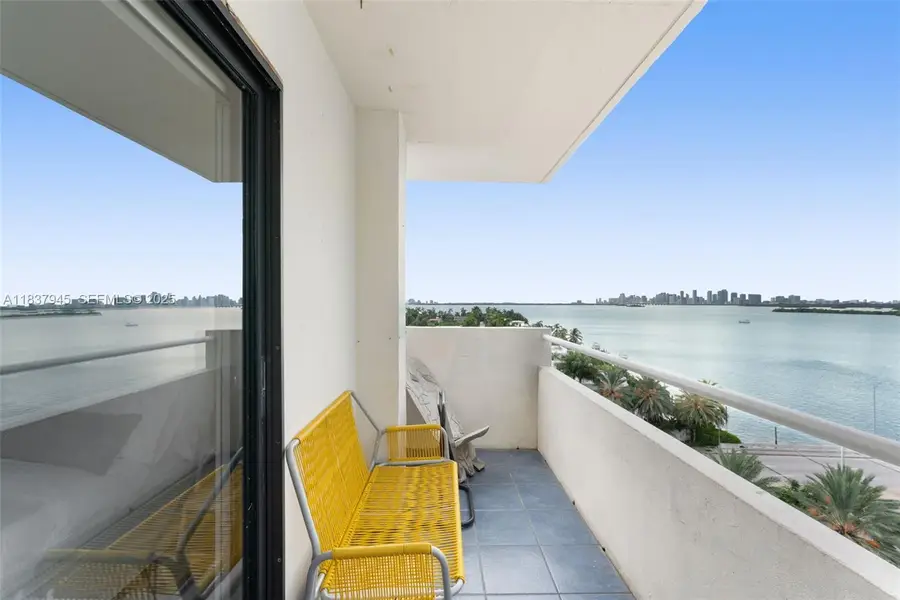 7904 W Dr 901 #901, North Bay Village, FL 33141 - #2