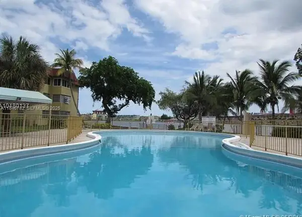 1530 NE 191st Street #145, Miami, FL 33179