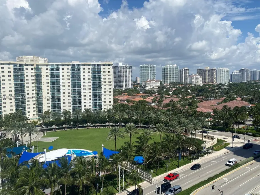 19201 Collins Avenue #733, Sunny Isles Beach, FL 33160 - #2
