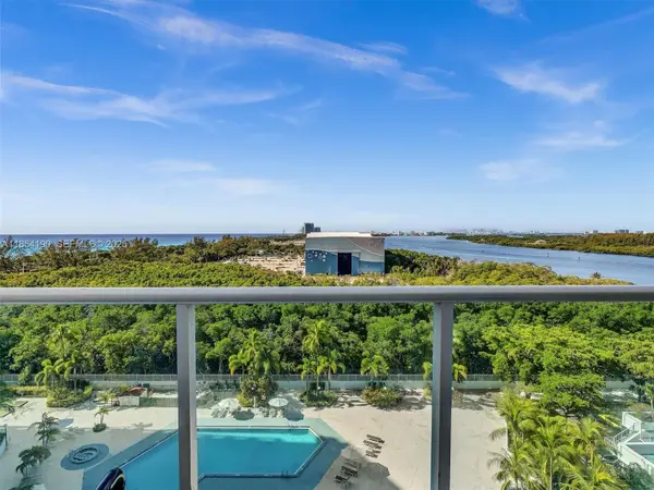 100 Bayview Drive #1025, Sunny Isles Beach, FL 33160