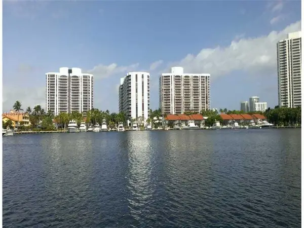 3600 Yacht Club Drive #1503, Aventura, FL 33180