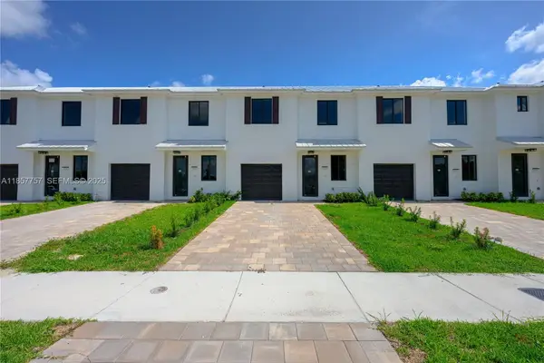 880 SW 1st Street, Florida City, FL 33034
