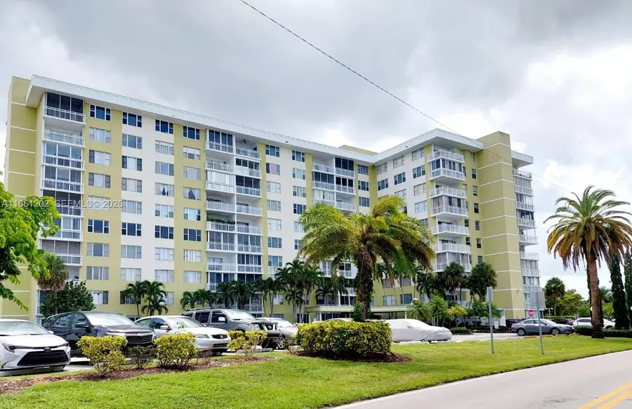 4400 Hillcrest Dr 1005a #1005A, Hollywood, FL 33021 - #2