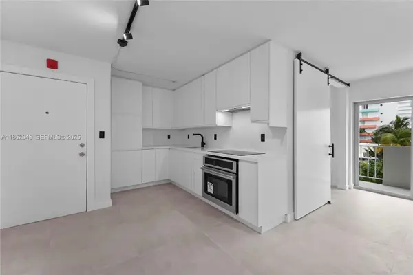 240 Collins Avenue #4A, Miami Beach, FL 33139