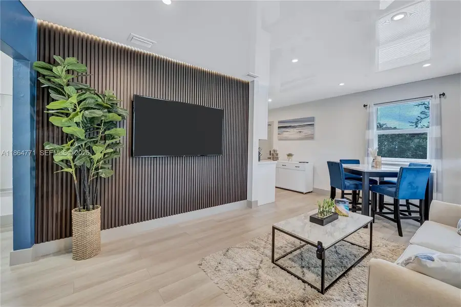 1390 NE 150th Street, Miami, FL 33161 - #2