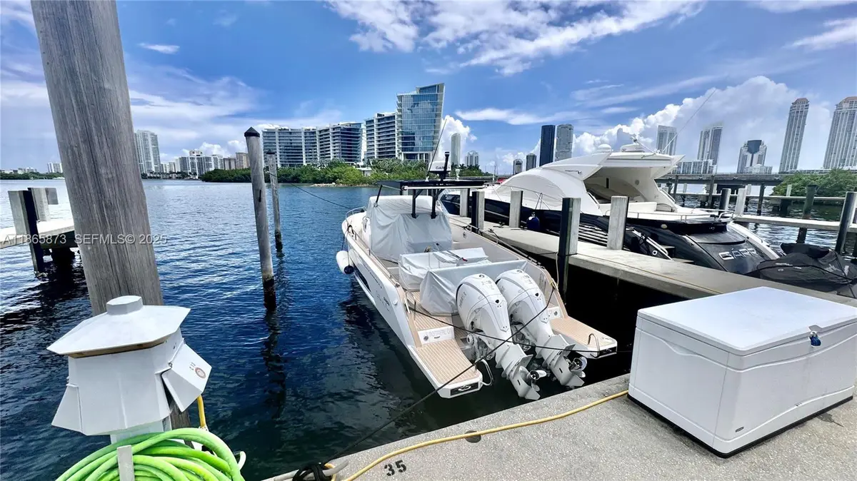 4041 Island Estate, Aventura, FL 33160 - #1