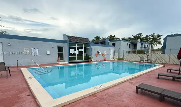 160 SW 30th Avenue #109A, Miami, FL 33135