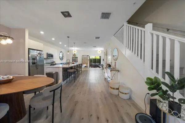 10413 NW 82nd Street #9, Doral, FL 33178