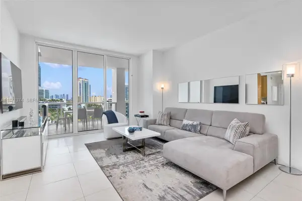 50 S Pointe Drive #1005, Miami Beach, FL 33139