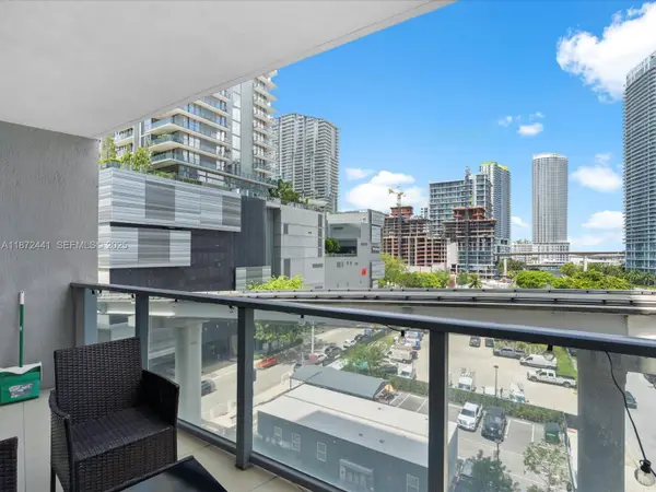 31 SE 6th Street #802, Miami, FL 33131