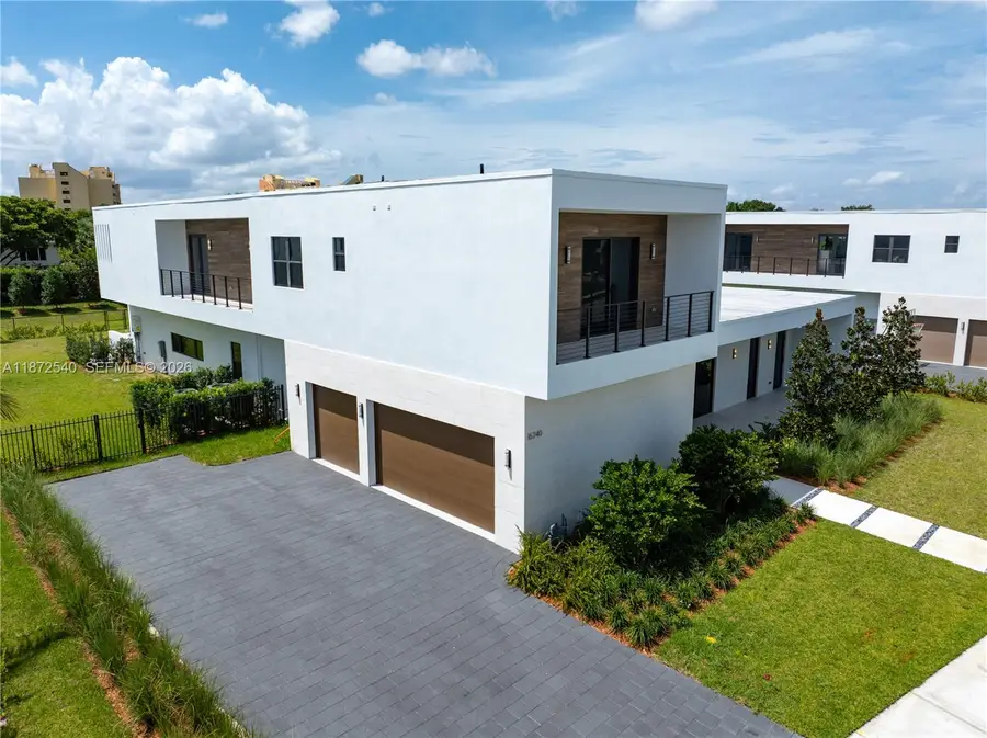 16740 N Botaniko Drive N, Weston, FL 33326 - #3