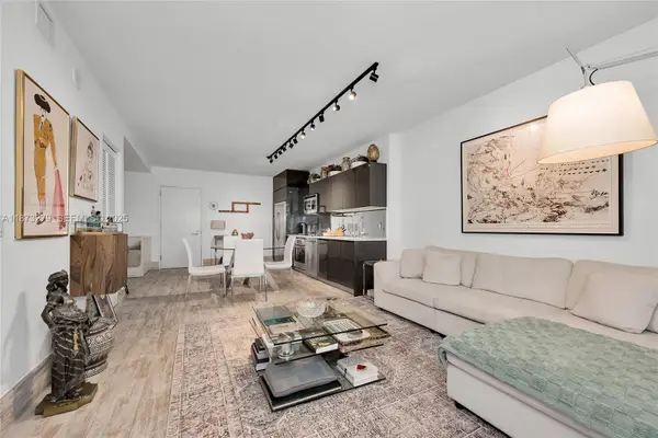 31 SE 6th Street #304, Miami, FL 33131