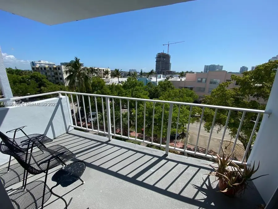 Address Withheld By Seller, Miami Beach, FL 33141 - #2