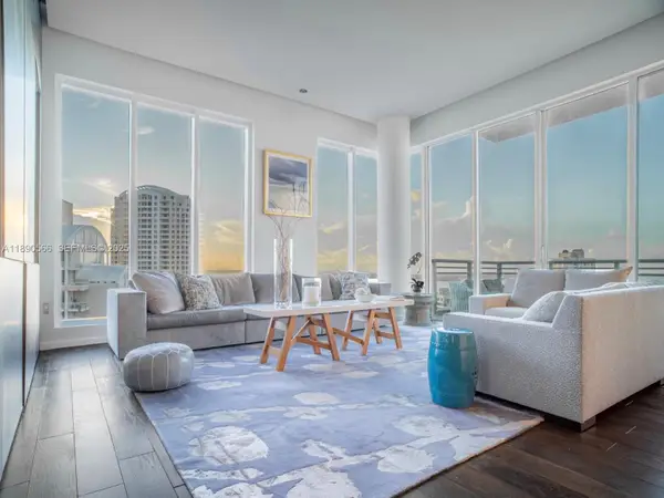 900 Brickell Key Boulevard #2204, Miami, FL 33131