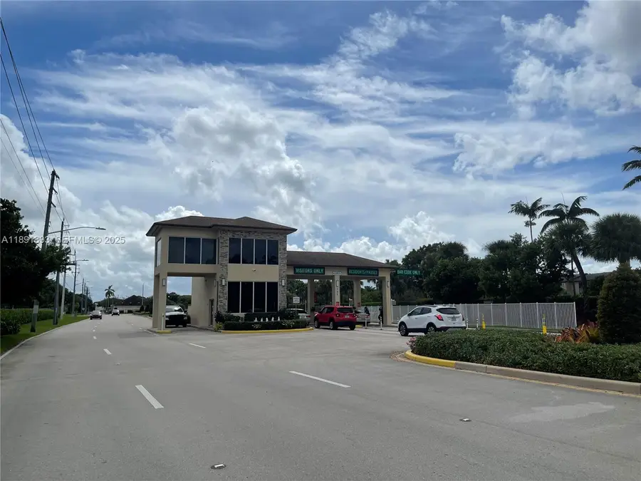 800 SW 142nd Avenue #104N, Pembroke Pines, FL 33027 - #2