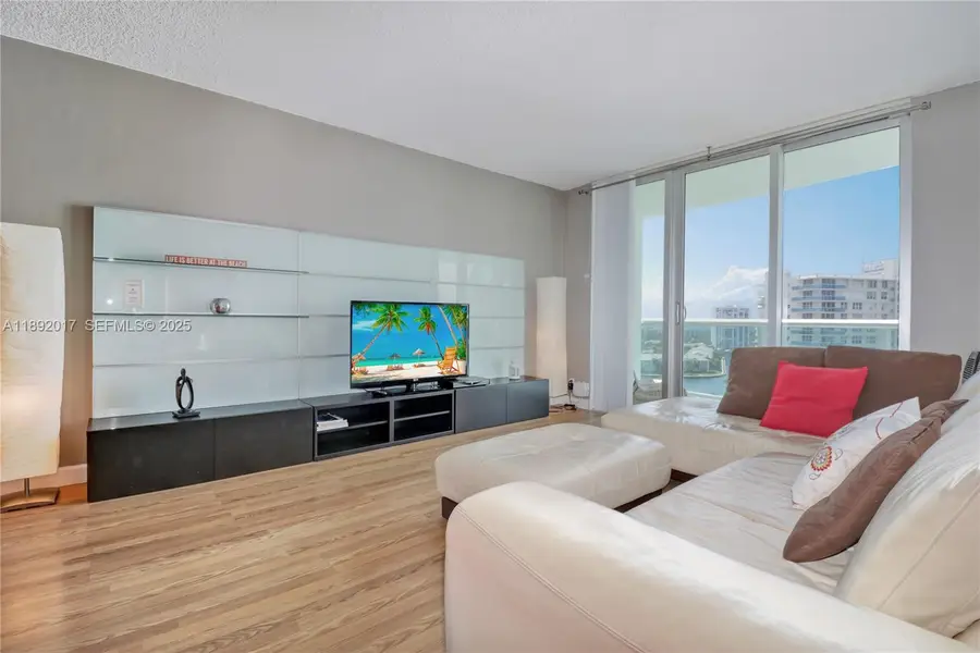 3901 S Ocean Drive #15R, Hollywood, FL 33019 - #3