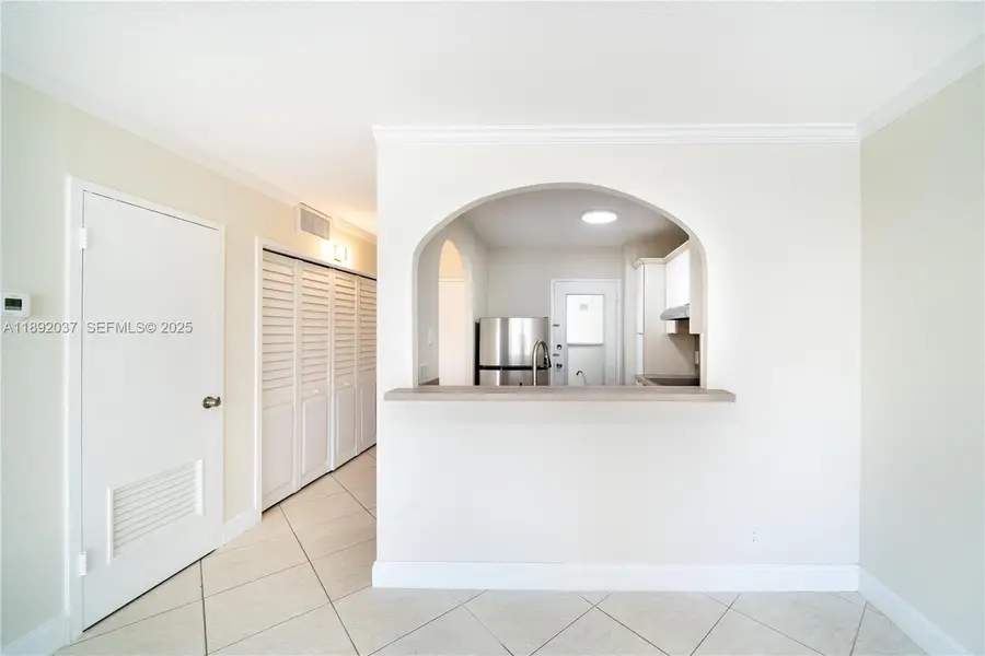 2555 NE 11th Street #310, Fort Lauderdale, FL 33304 - #3