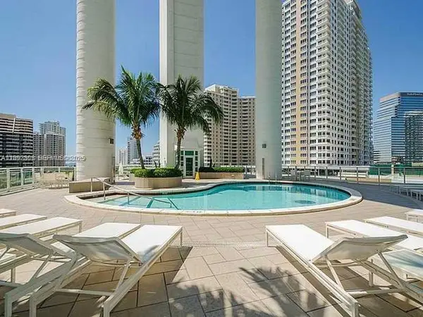 900 Brickell Key Boulevard #2602, Miami, FL 33131