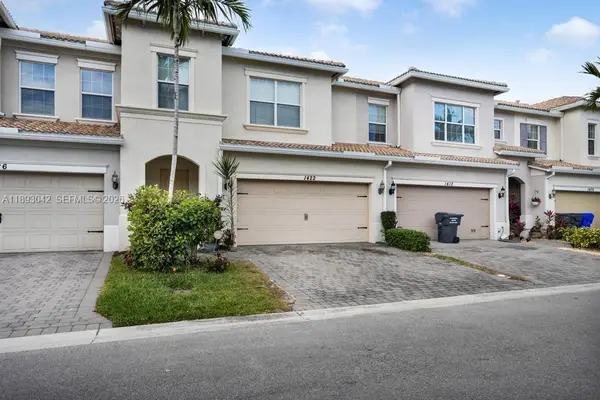 1422 Silk Oak Drive, Hollywood, FL 33021