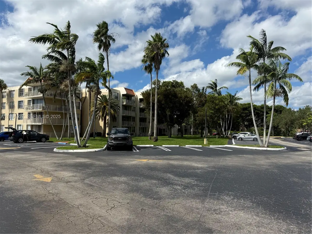 13100 SW 92nd Avenue #A-PH7, Miami, FL 33176 - #1