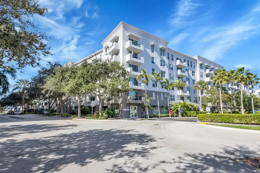 2421 NE 65th Street #211, Fort Lauderdale, FL 33308 - #2