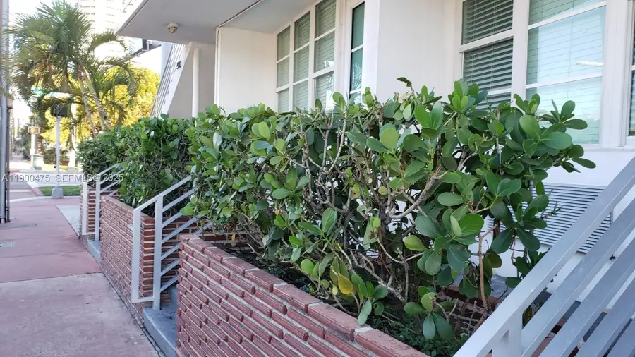 300 74th Street #3, Miami Beach, FL 33141 - #2