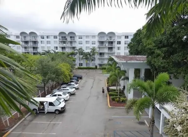 494 NW 165th St Road #C-602, Miami, FL 33169