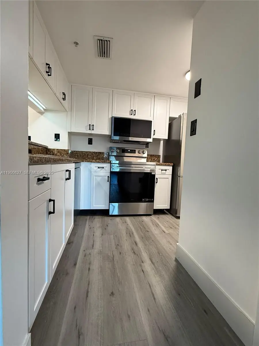 650 West Avenue #303, Miami Beach, FL 33139 - #2