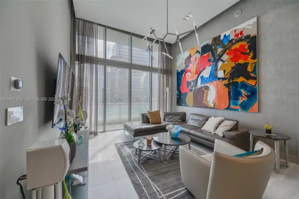 495 Brickell Avenue #2211, Miami, FL 33131
