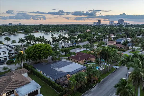1141 N Northlake Drive, Hollywood, FL 33019