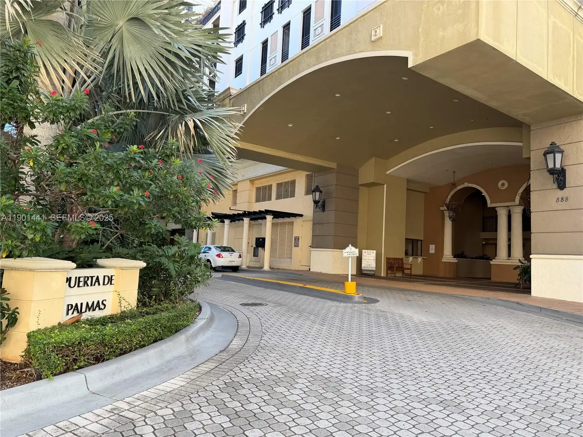 888 S Douglas Road #917, Coral Gables, FL 33134 - #1