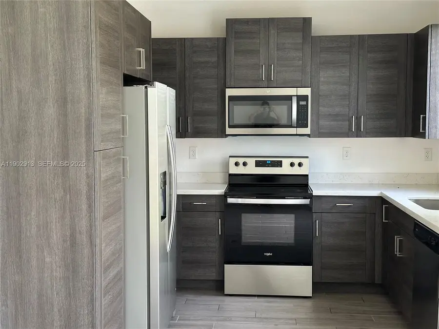 1092 SE 23rd Avenue, Homestead, FL 33035 - #3