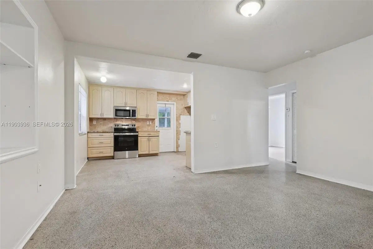 1213 NE 13th Street, Fort Lauderdale, FL 33304 - #1